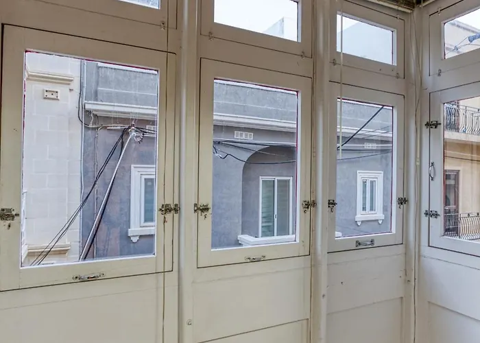 Lovely Spacious 3br In The Heart Of St'julians By 360 Estates アパート