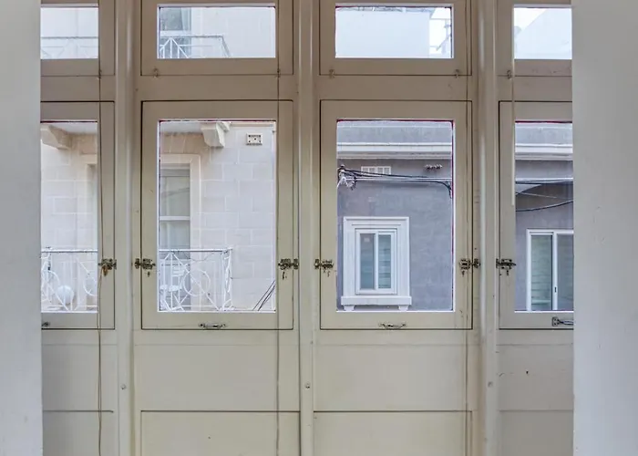 Lovely Spacious 3br In The Heart Of St'julians By 360 Estates アパート Saint Julian's