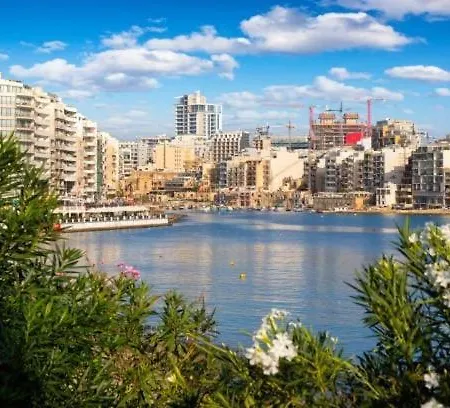 Lovely Spacious 3br In The Heart Of St'julians By 360 Estates * Saint Julian's