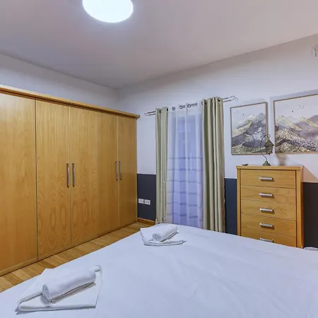 Appartement Lovely Spacious 3br In The Heart Of St'julians By 360 Estates