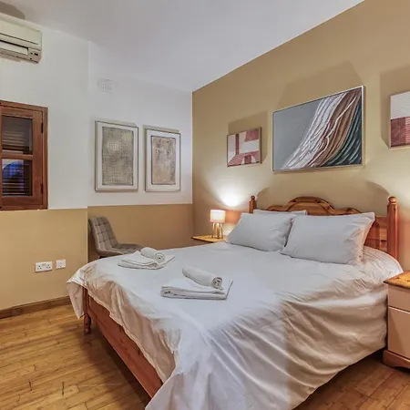 Lovely Spacious 3br In The Heart Of St'julians By 360 Estates San Ġiljan