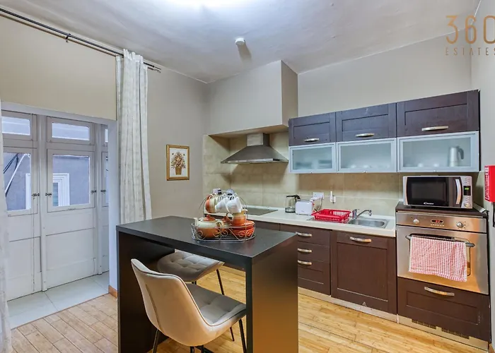 Lovely Spacious 3br In The Heart Of St'julians By 360 Estates